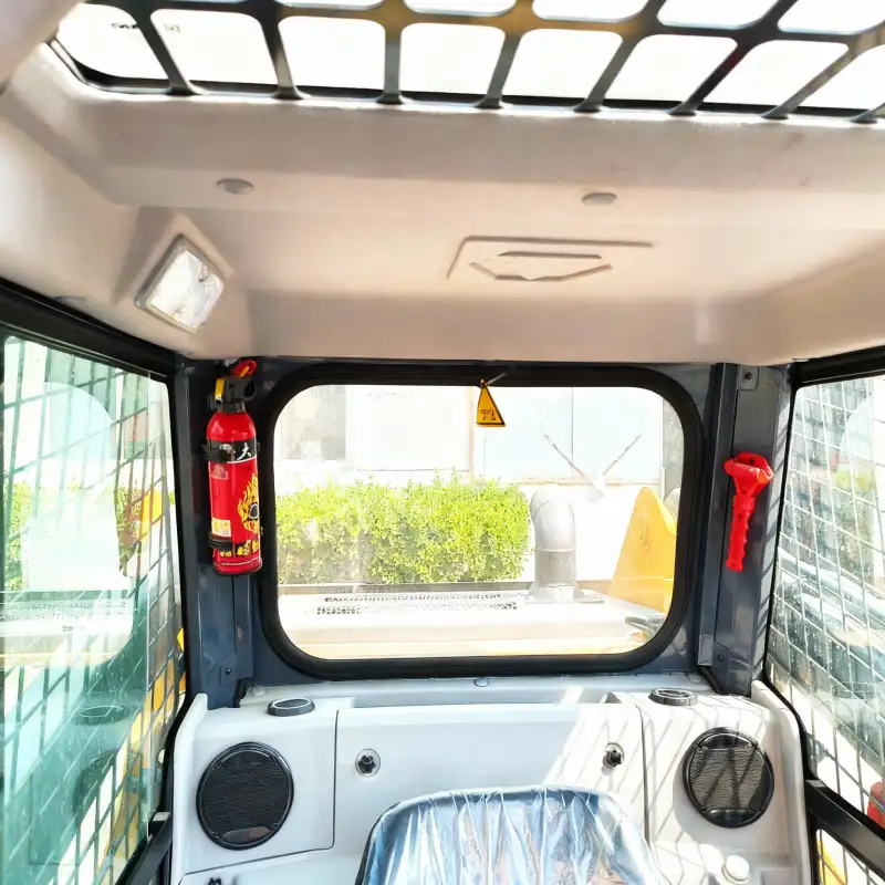 Compact Skid Steer Loader1 SN-55 Skid Steer Loader